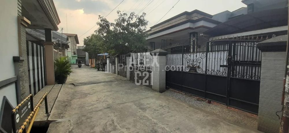 Dijual BU Rumah di Bekasi Utara, Bekasi, Kawasan Komersial, Dekat Summarecon
