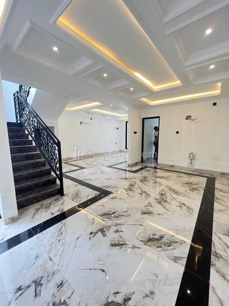 Jual Rumah Siap Huni di Jakarta Selatan - Greenleaf Jagakarsa Residence 