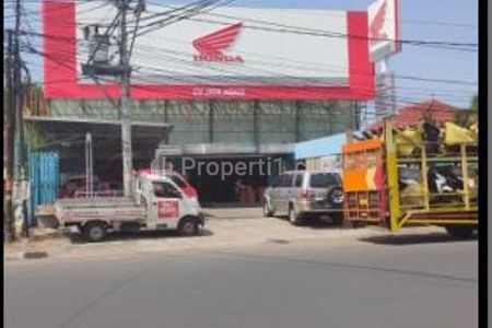 Jual Showroom 2 Lantai Lokasi Strategis di Jl. dr. Cipto, Karang Tempel, Semarang Timur