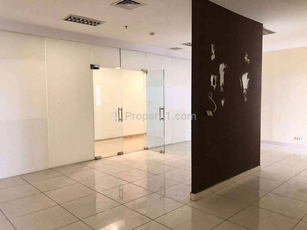 Jual Ruang Kantor Unfurnished Luas 669m2, Lavenue Office Pancoran Jakarta Selatan