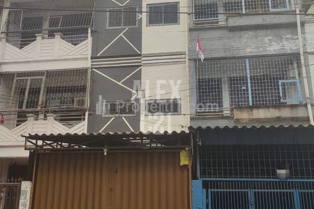 Dijual Rumah Baru 3,5 Lantai di Taman Sari Jakarta Barat