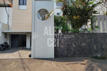 Dijual Rumah di Cilandak Ampera, Jakarta Selatan