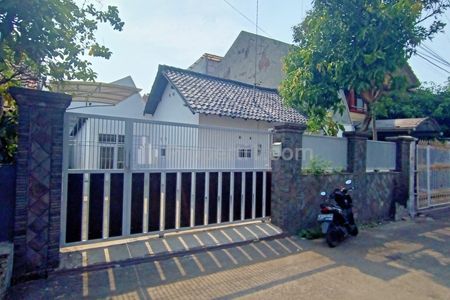 Dijual Rumah Lama Terawat di Pusat Kota Bandung Daera Ciateul