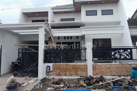 Dijual Rumah Baru 2 Lantai Siap Huni di Pondok Blimbing Indah Araya Malang