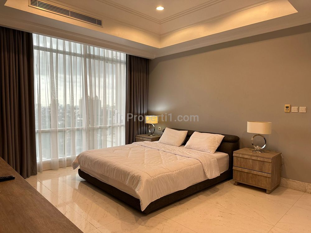 Good Unit For Rent Apartment Botanica at Simprug - 2+1BR Fully Furnished