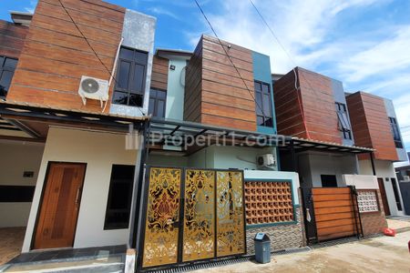 Dijual Rumah 2 Lantai Siap Huni Dekat Stasiun Pondok Rajeg di Cilodong Depok