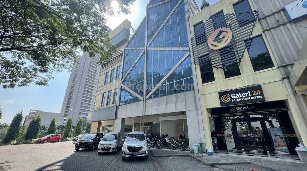 Disewakan Ruko 3 Lantai Strategis Bukit Darmo Golf Surabaya Barat
