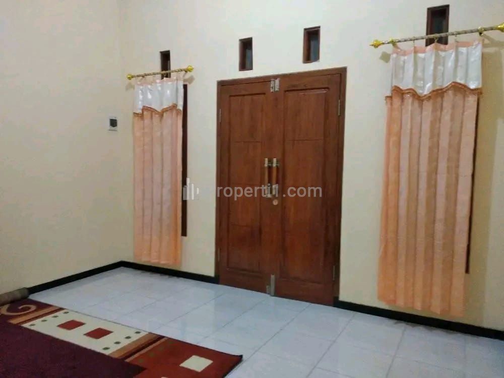 Dijual Cepat Rumah 2 Kamar Siap Huni di Banjararum Singosari Malang
