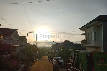 Dijual Rumah Villa Murah Asri di Perumahan Sangrilla, Lawang, Malang, Jawa Timur