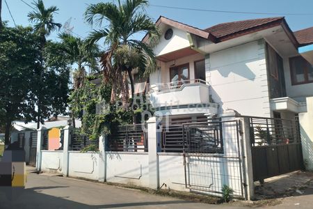 Dijual Rumah dan Kostan di Duren Sawit, Jakarta Timur