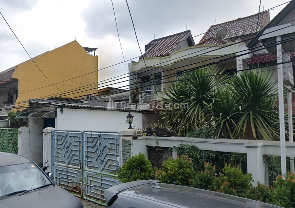 Jual Rumah SHM Siap Huni di Jalan Kayu Manis Jakarta Timur 