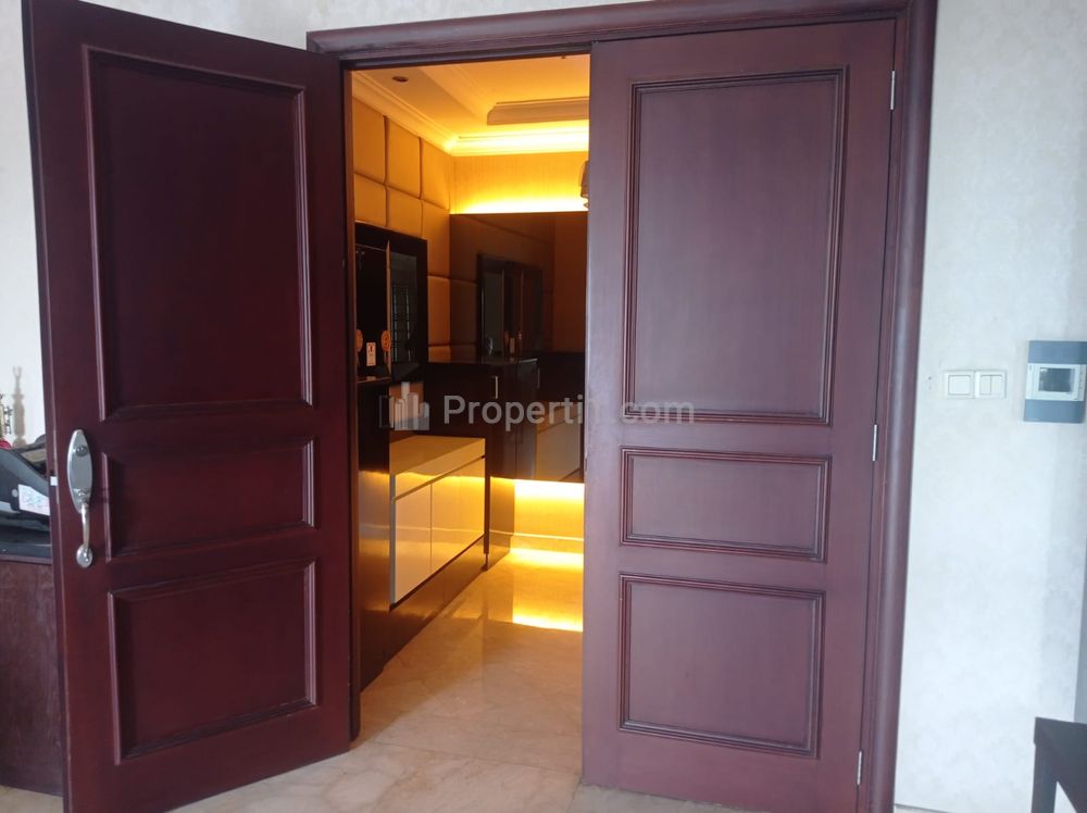 Dijual Apartemen Belleza Permata Hijau Tipe Junior Penthouse - 5+1 BR Semi Furnished