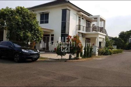 Dijual Town House Cantik di Green Park Residence, Jati Melati, Pondok Melati, Bekasi, Jawa Barat