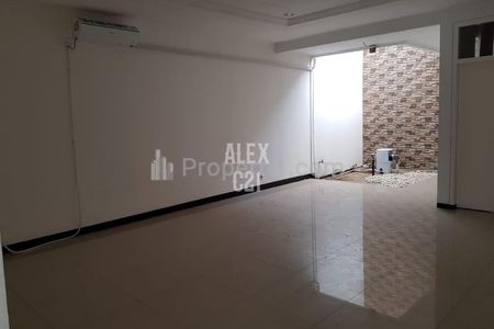 Dijual Rumah Taman Alfa Indah, Meruya, Jakarta Barat