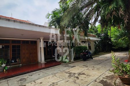 Dijual Rumah Lama di Lebak Bulus - Jakarta Selatan