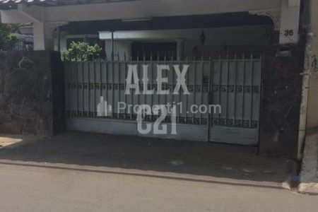 Dijual Rumah di Jalan Bangka, Mampang Prapatan, Jakarta Selatan (BU)