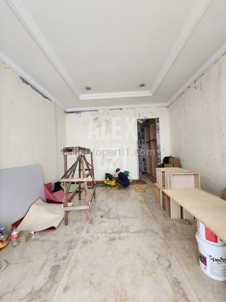 Dijual Rumah di Lebak Bulus - Jakarta Selatan