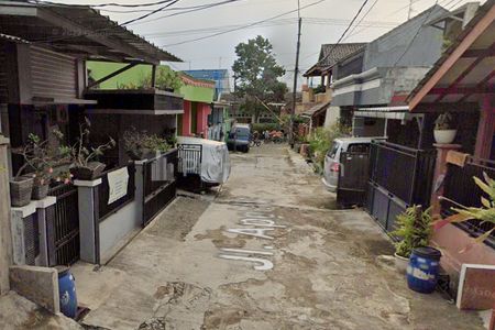 Jual Rumah 3 Lantai di Pabuaran Indah Cibinong Luas Tanah 94 m2 (Lelang Cessie)