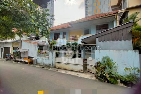 Turun Harga! Dijual Rumah Kost 2 Lantai dekat UI Depok Jawa Barat