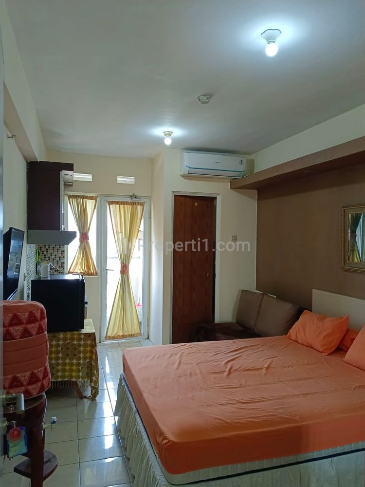 Disewakan Apartemen Studio Full Furnished Per 6 Bulan / 1 Tahun di Green Pramuka City