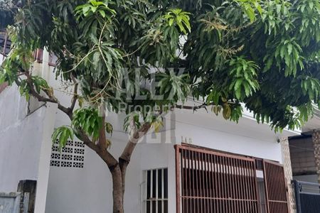 Dijual Rumah 3 Lantai di Perumahan Daan Mogot Estate Jakarta Barat, Sudah Renovasi, Hadap Timur