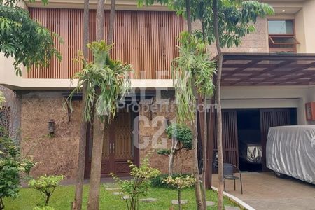 For Sale Rumah Mewah di Area Kuningan Jakarta Selatan