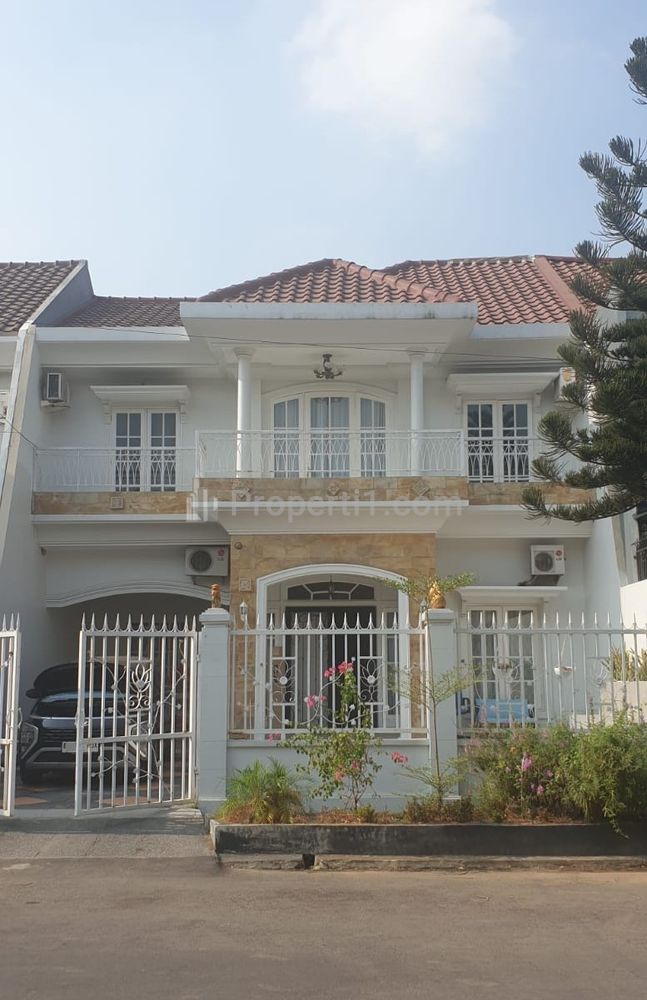 Jual Rumah Bagus di Perum Harapan Indah Regency Bekasi