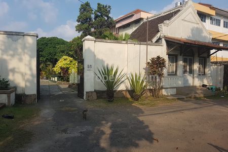 Dijual Cepat Rumah Lama Terpelihara di Jalan Baros Kota Cimahi, Lokasi Strategis Pinggir Jalan Raya