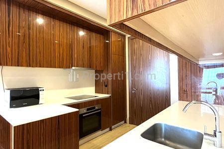 Disewakan Apartemen South Hills - 2+1 BR Fuly Furnished