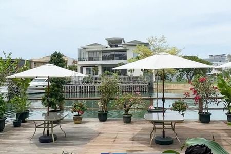 Dijual Rumah Mewah Modern dengan Private Dermaga di Pantai Mutiara Jakarta Utara