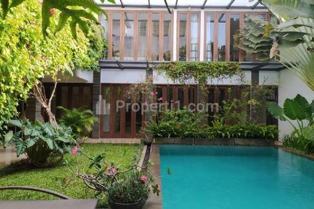 Disewakan Rumah Nuansa Bali dengan Pool, Lokasi Kemang Jakarta Selatan