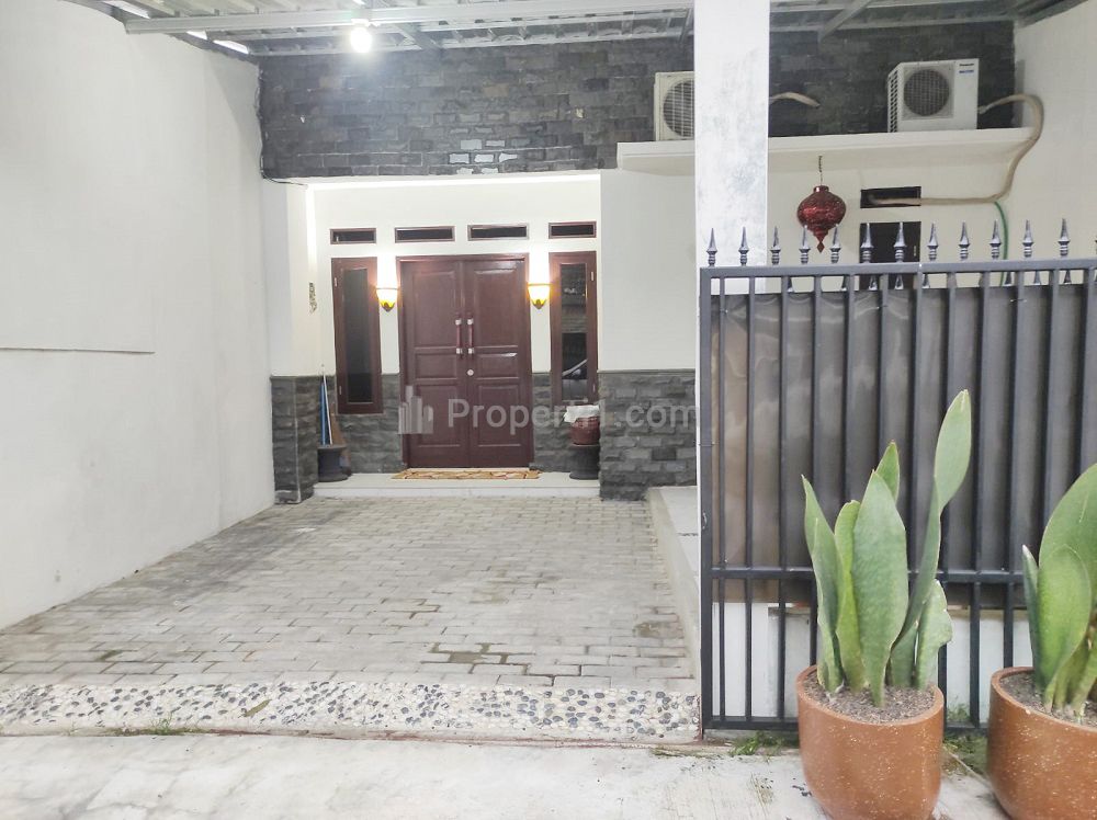 Rumah Dijual 2 Lantai Semi Furnished di Perumahan Vida Kota Bekasi Dekat SMA Negeri 19 Bekasi, Superindo Pedurenan, RS Satria Medika