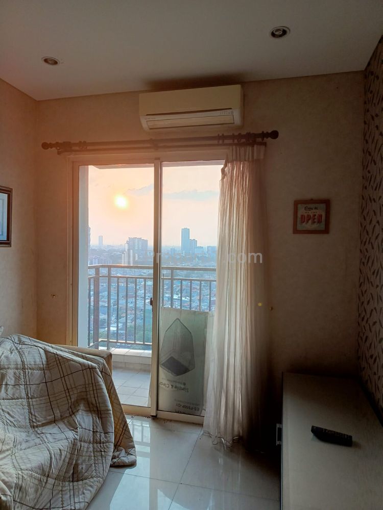 Dijual Murah 2 BR Thamrin Residence View Kolam Renang