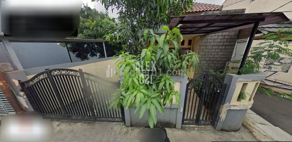 Dijual Rumah Hunian 3 Lantai Hook di Tanjung Barat, Jagakarsa, Jakarta Selatan