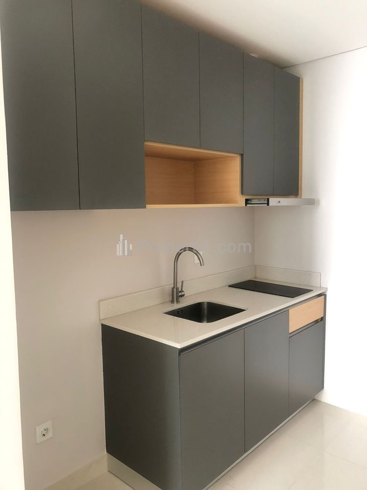 Dijual Cepat Apartemen Taman Anggrek Residence 2BR Semi Furnished  Luas 50m2 Best unit