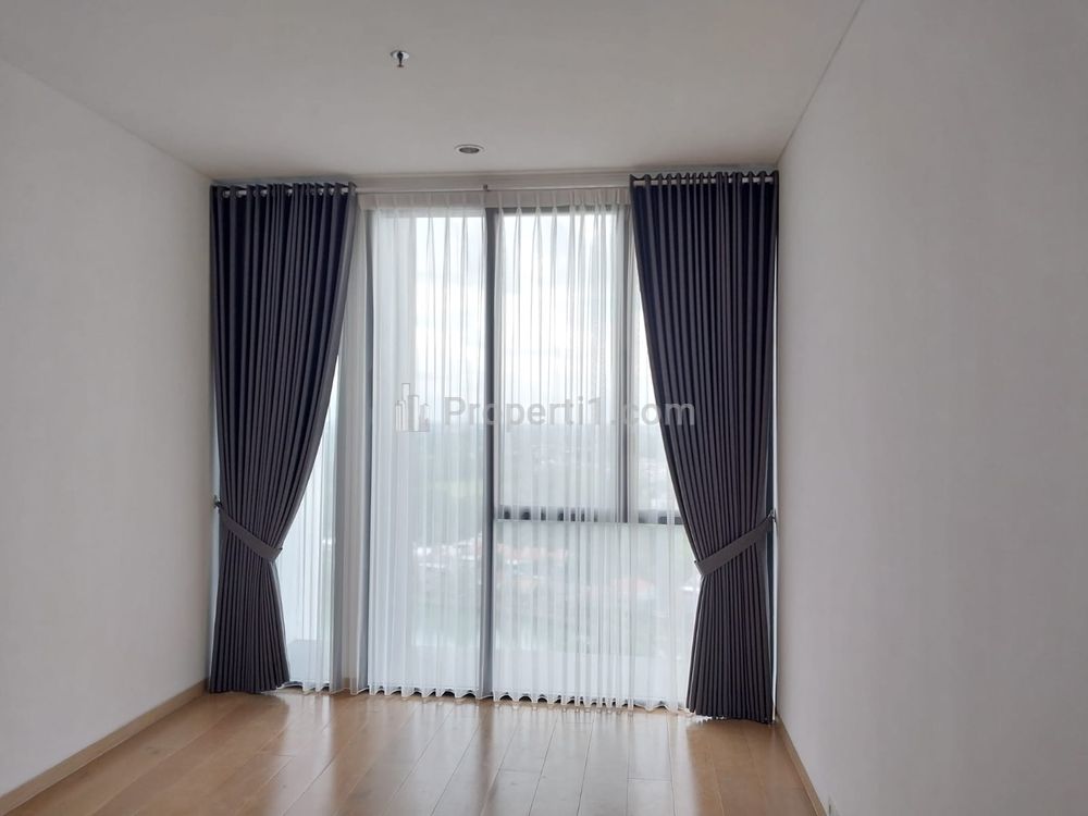 Jual Rugi Apartment Izzara at Simatupang Good Unit - 2+1 BR Semi Furnished