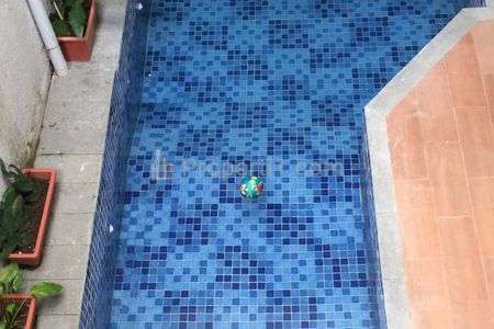 Sewa Rumah Villa Cozy Private Pool Hazelhouse di Ciumbuleuit Bandung Harian Bulanan Tahunan