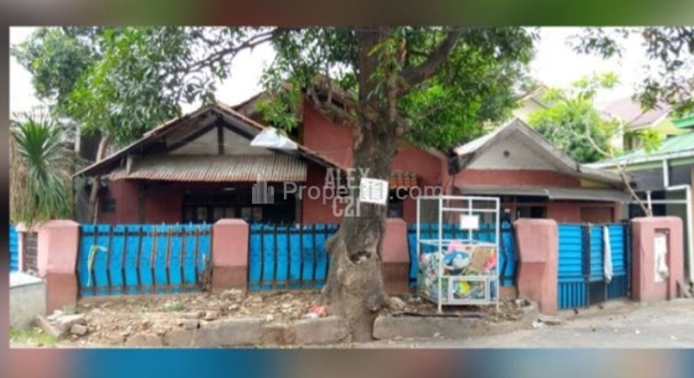 Dijual Rumah Tua Hitung Tanah Saja  di Jatinegara Kaum, Pulo Gadung, Kota Jakarta Timur