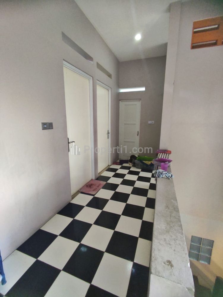 Dijual Rumah Ideal Komplek Bintaro  LB 150 m2, Tangerang Selatan