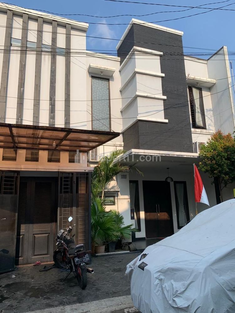 Rumah Dijual Dalam Cluster di Pejaten Barat, Jakarta Selatan