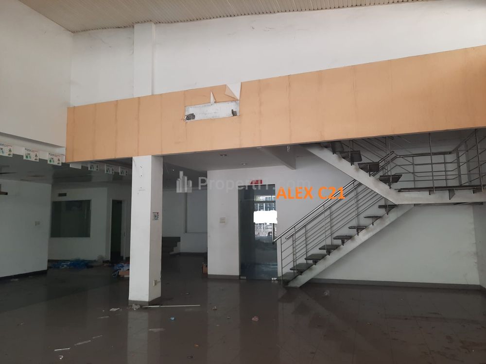 Dijual Gedung di Jl. Mampang Prapatan Raya Jakarta Selatan