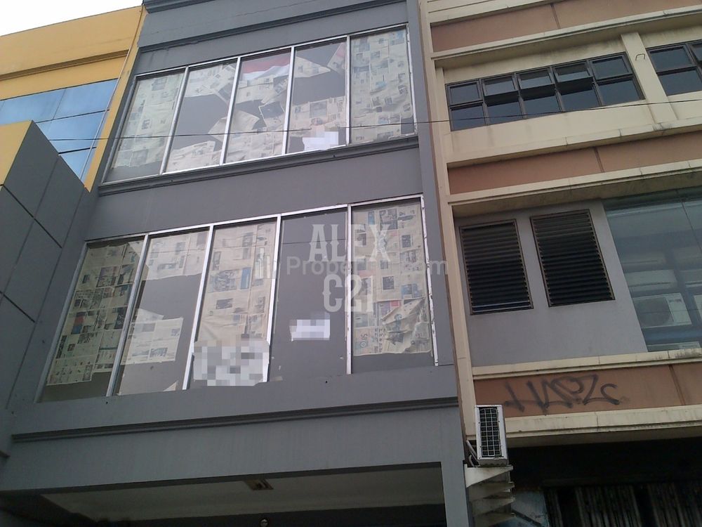 Disewakan Ruko Strategis di Kebayoran Lama, Jakarta Selatan