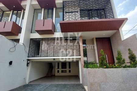 For Sale Brand New House di Kemang Jakarta Selatan