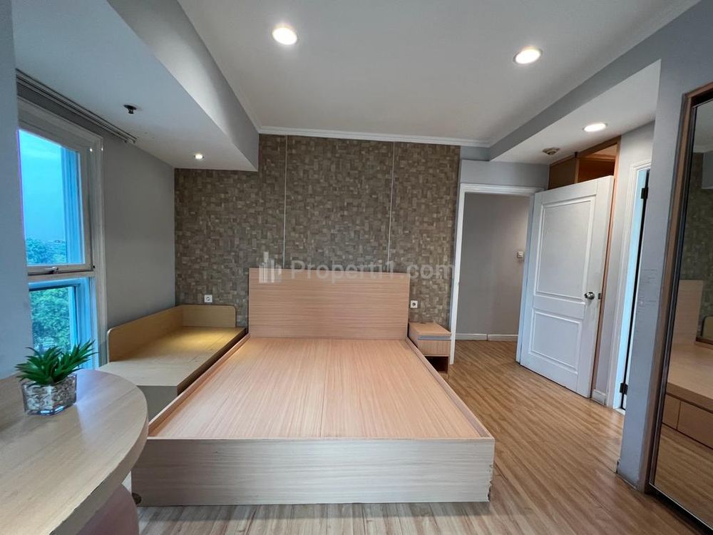 For Rent Apartment Pavilion Sudirman - 2+1BR Fully Furnished