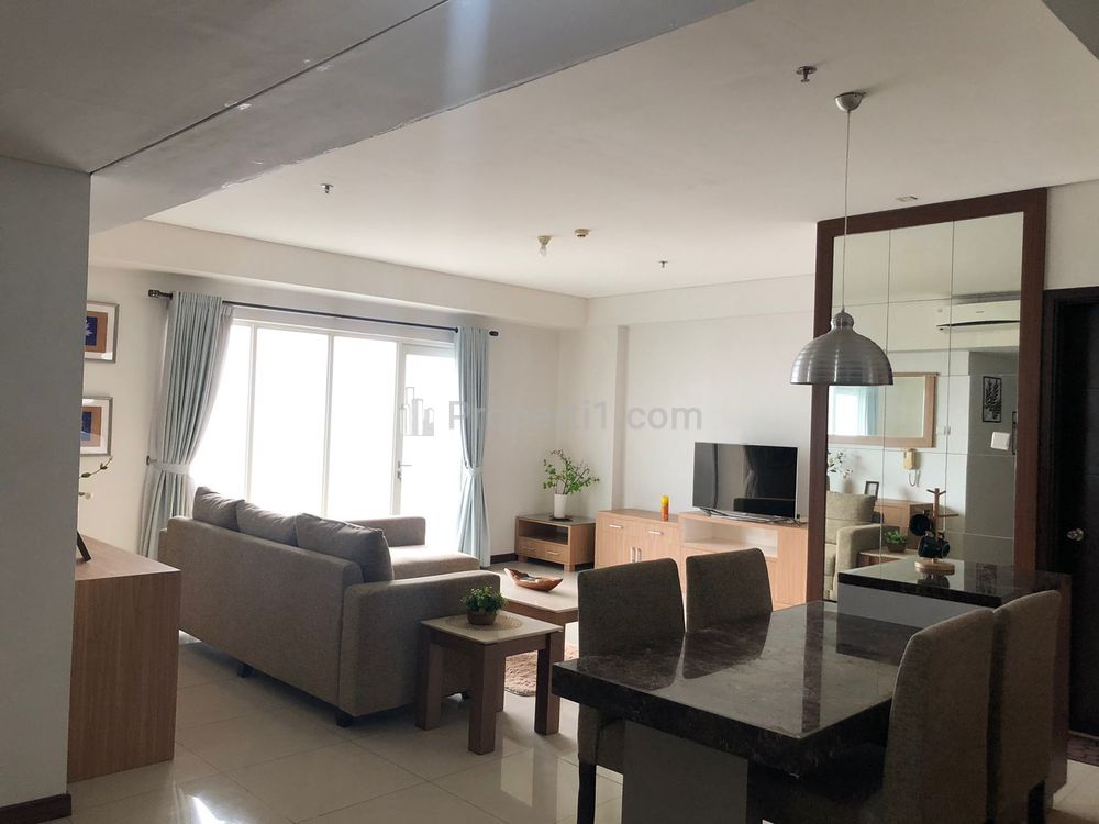 Sewa Apartemen The Aspen Residence Lokasi Strategis - 3+1 BR Fully Furnished