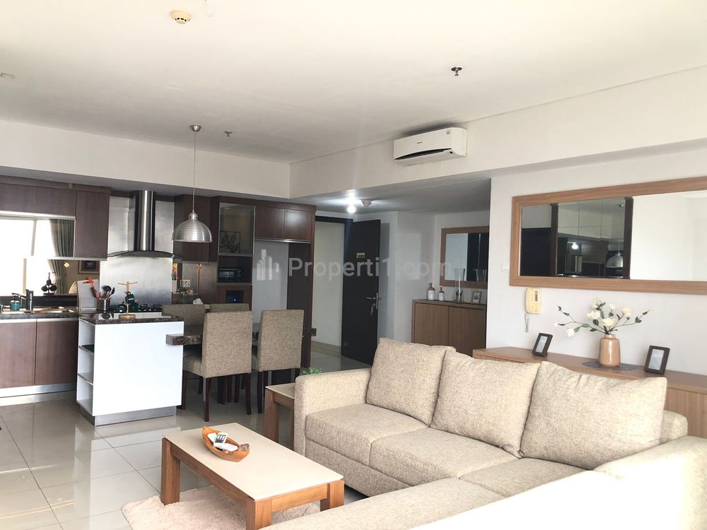 Sewa Apartemen The Aspen Residence Lokasi Strategis - 3+1 BR Fully Furnished