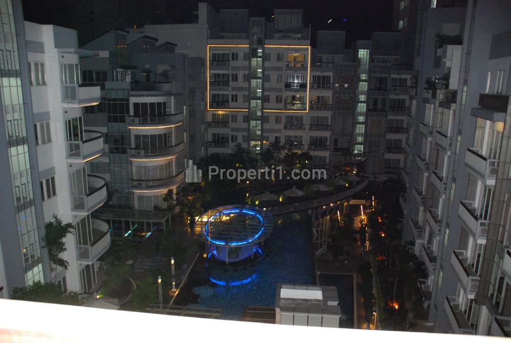 Dijual Apartemen 2+1 BR Furnished di Tengah Kota di Pearl Garden Resort