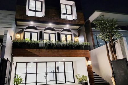 Rumah Dijual di Pondok Indah Jakarta Selatan Dekat Pondok Indah Mall, RS Pondok Indah, Pondok Indah Padang Golf, Stasiun MRT Lebak Bulus