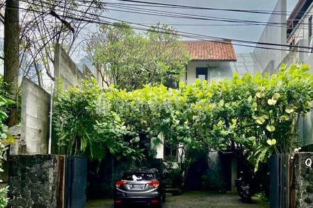 Dijual Rumah 2 Lantai di Lokasi Nyaman, Permata Hijau Jakarta Selatan