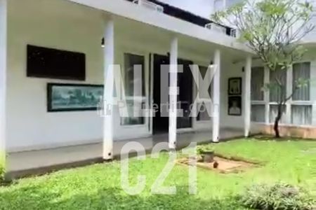 Dijual Rumah Area Kemang Utara Jaksel